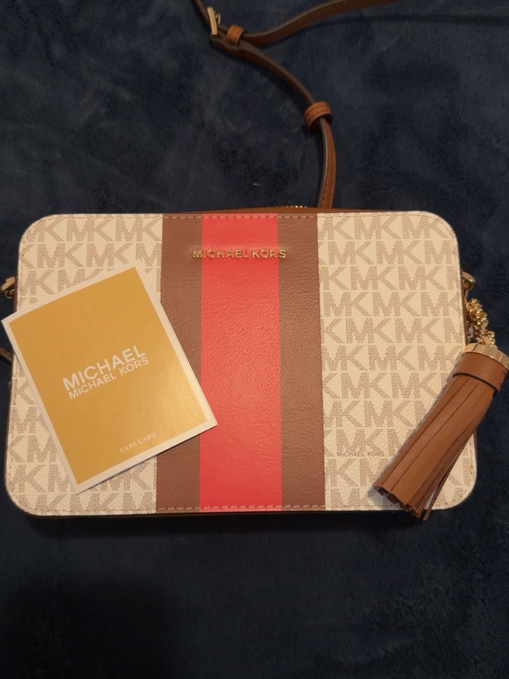 Michael Kors Crossbody Bag. Perfect conditions never worn